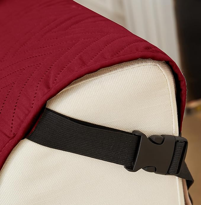 Quilted Polyester Sofa Cover Mat Furniture Protector (Maroon)