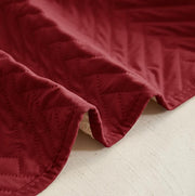 Quilted Polyester Sofa Cover Mat Furniture Protector (Maroon)