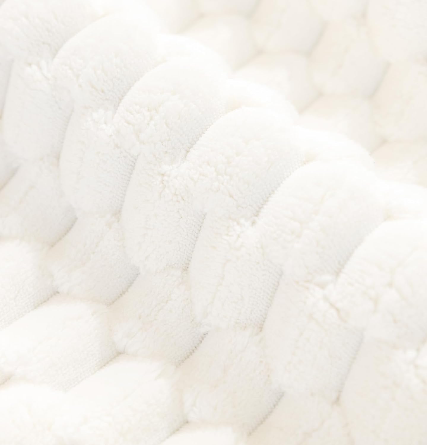 Sofa Cover Mat Honeycomb Pattern Velvet Fabric Seater Sofa (Cream)