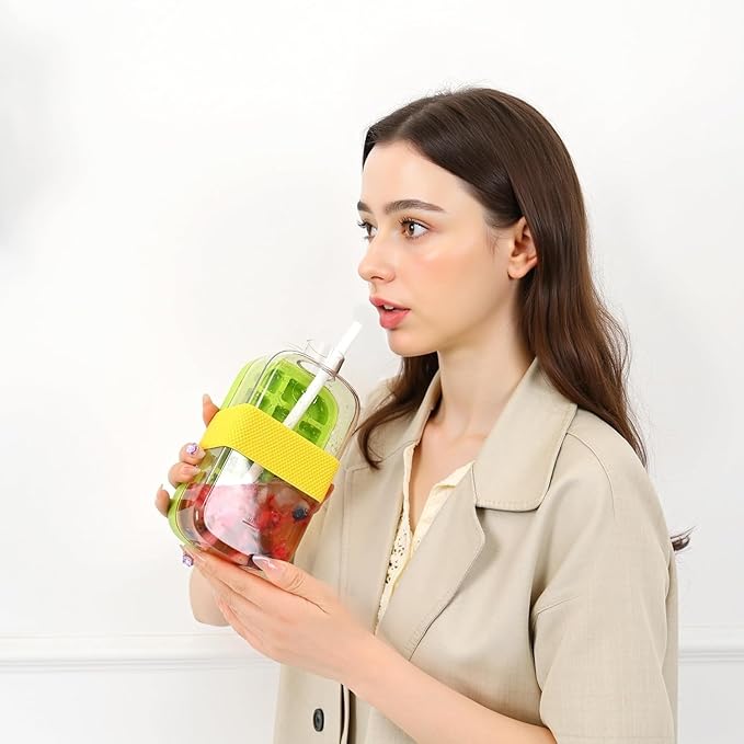 2-in-1 Ice Cube Bottle with Tray – Ice Maker & Water Bottle with Lid (800ml)