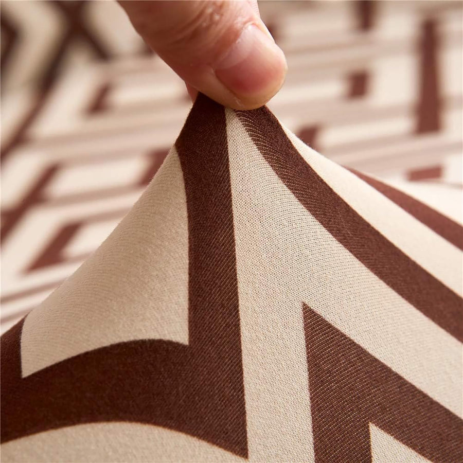 Universal Sofa Couch Cover 140 GSM Sofa Slipcover (Maroon Zigzag)