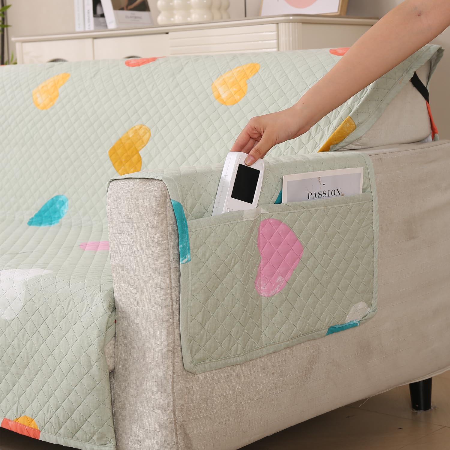 Polyester Sofa Cover Mat Reversible Couch Protector-Minty Hearts