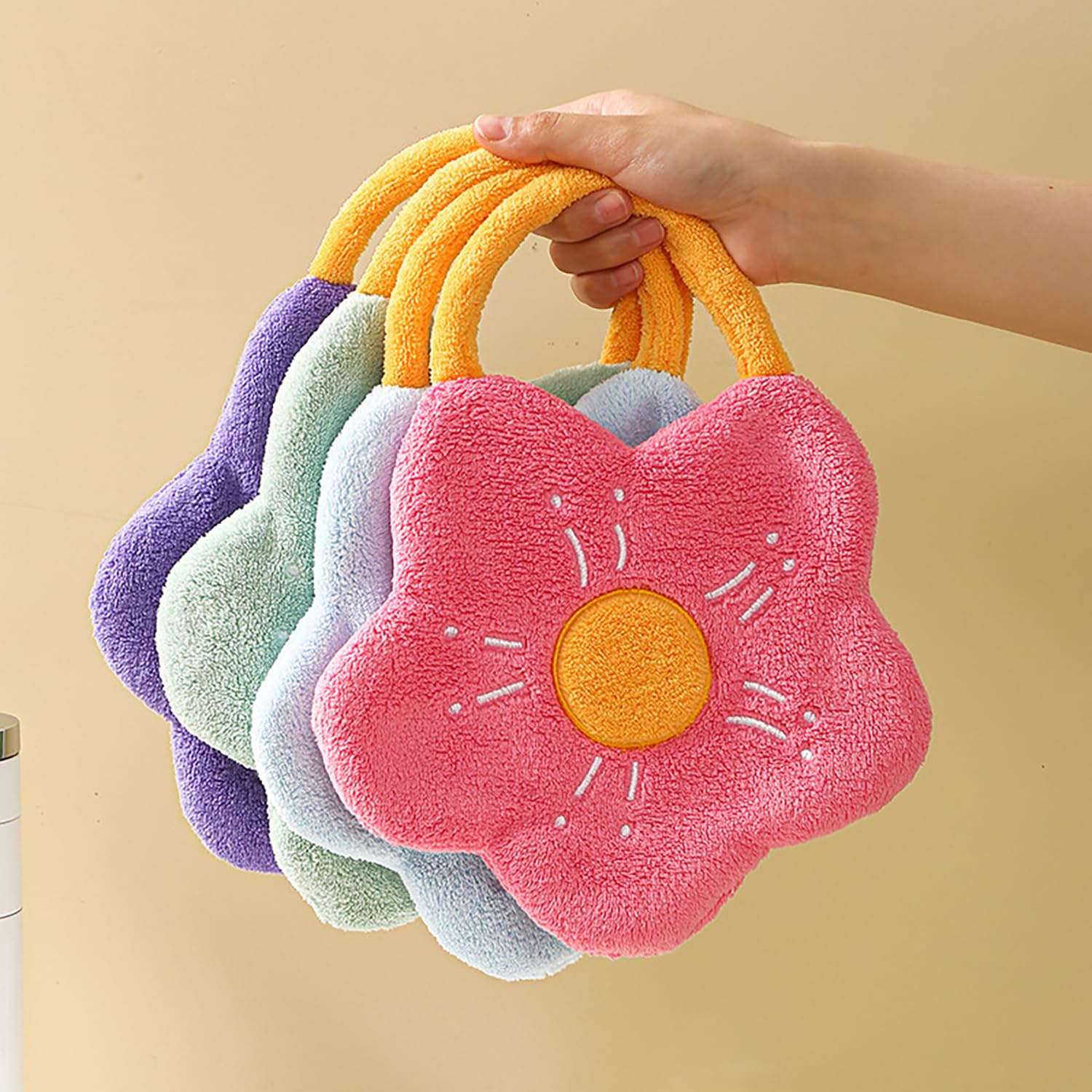 Flower Shaped Hanging Towels Soft Coral Fleece Hand Towels (Set of 2)