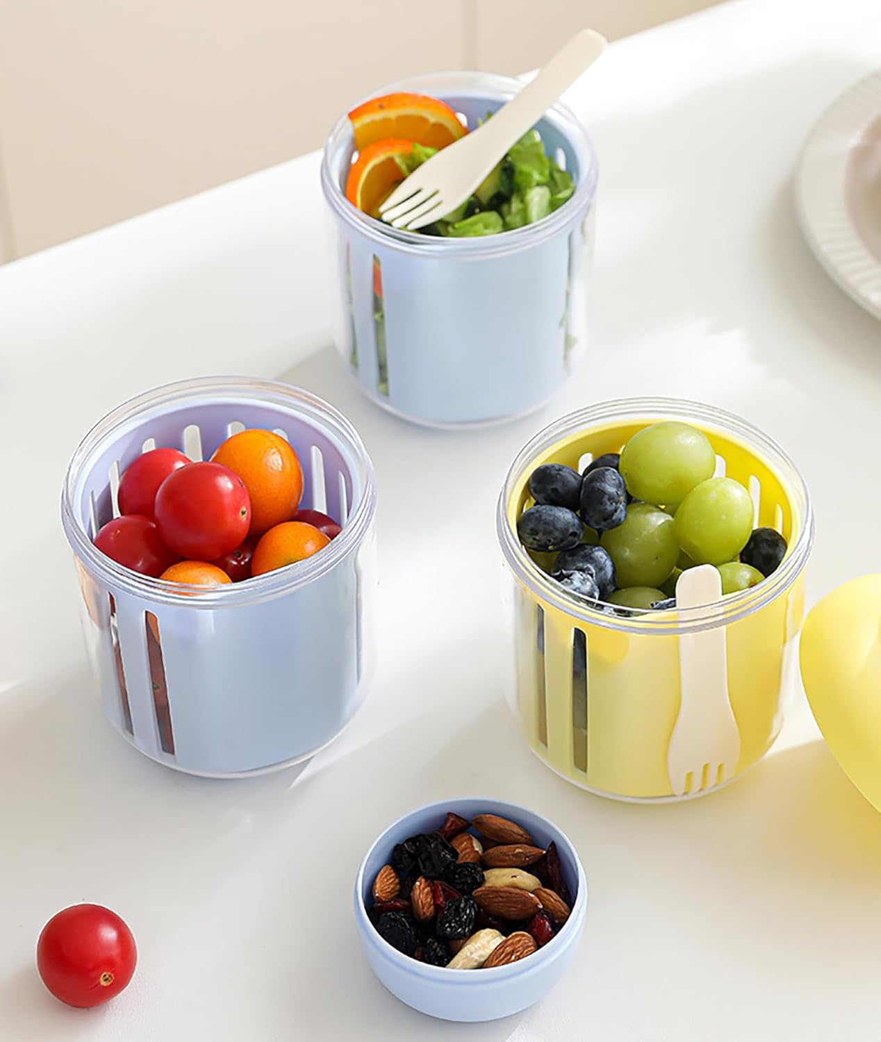 Portable Picnic Party Salad Storage Cups with Lids & Forks – 550ml