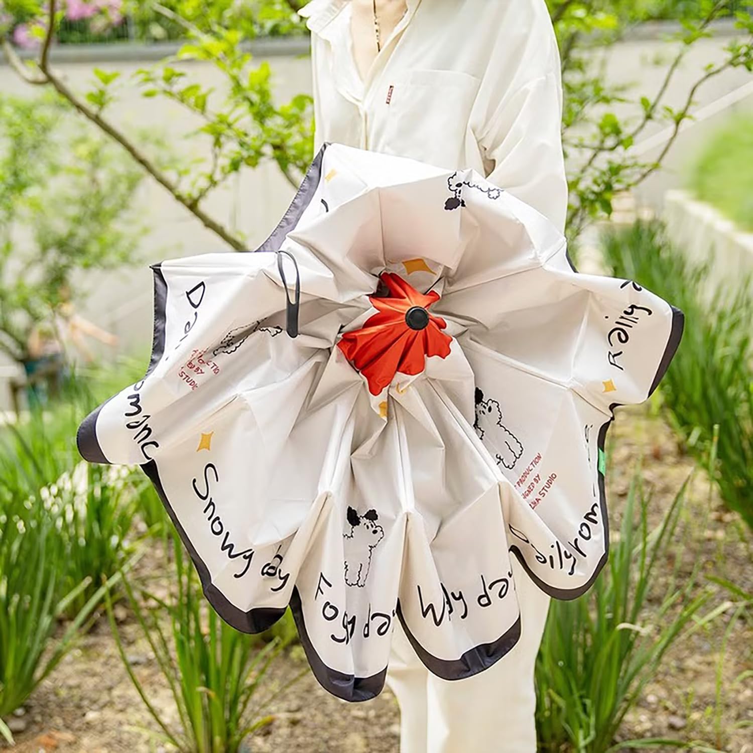 3-Fold Travel Umbrella - Auto Open/Close (White Centre Heart)