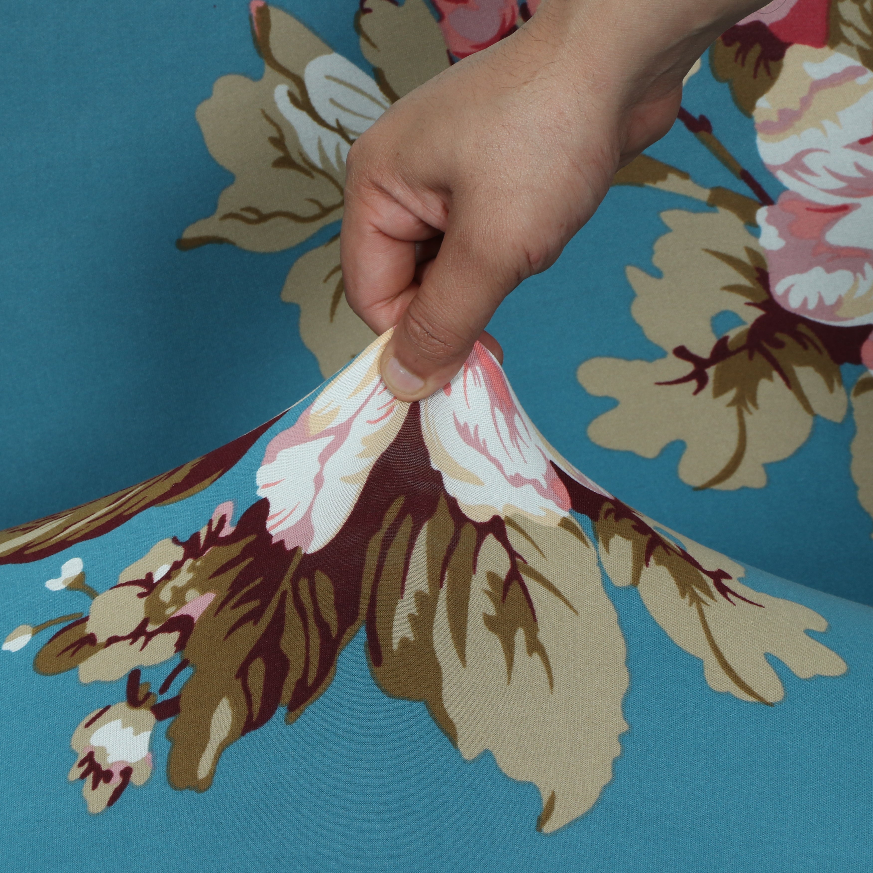 Printed Sofa Cover - Blue Flower